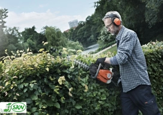 best hedge trimmer + بهترین شمشاد زن 